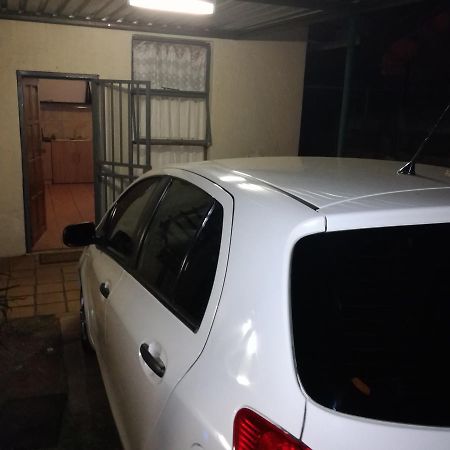 פרטוריה Mulmas Guest House מראה חיצוני תמונה